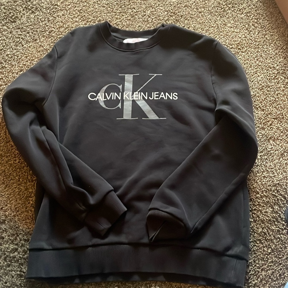 Calvin Klein black sweatshirt